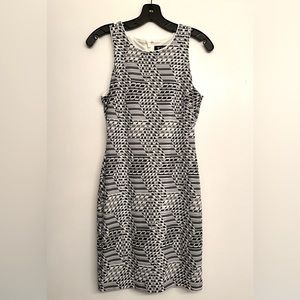 Guess dress size 4